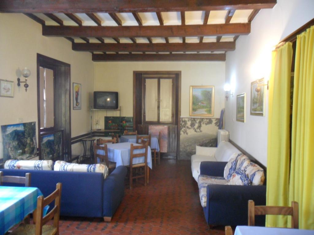 Albergo Giardino Бадья-Праталья Экстерьер фото